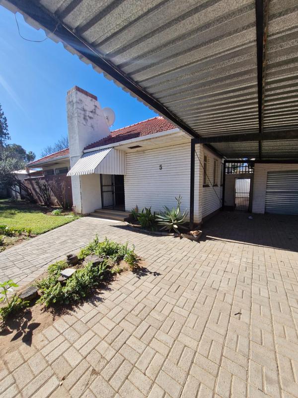 3 Bedroom Property for Sale in Vryburg North West
